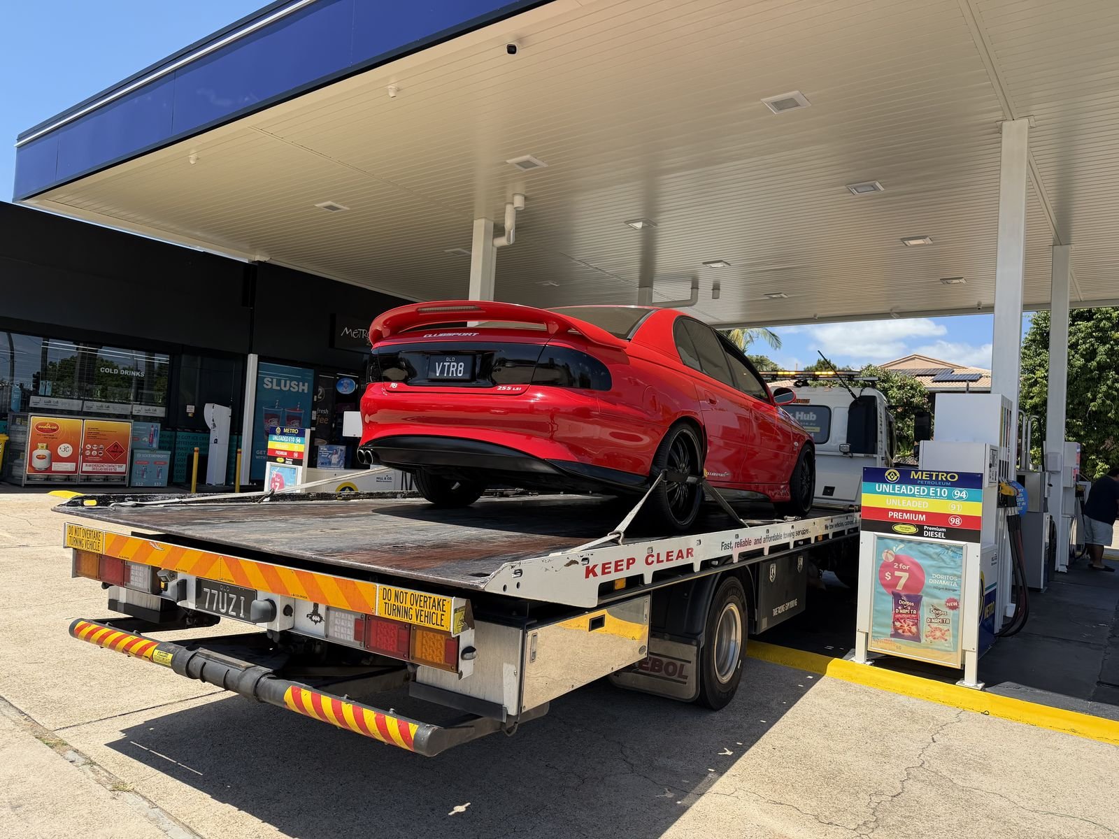Free car removal truck Kingston Logan